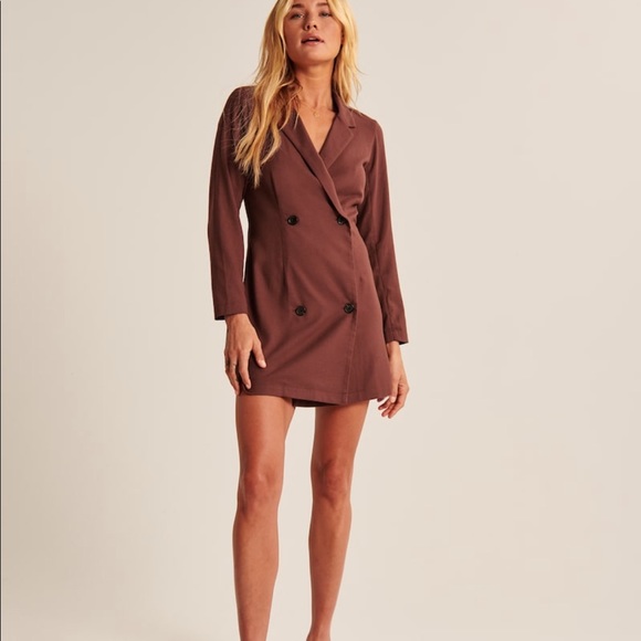 BNWT Black Abercrombie Blazer Dress (XS) - Picture 5 of 7
